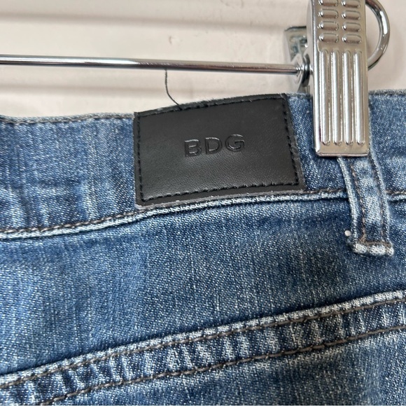 BDG Moto Style Jeans with Ankle Zippers Relaxed Slim Fit Tapered Size 29 - Picture 9 of 11